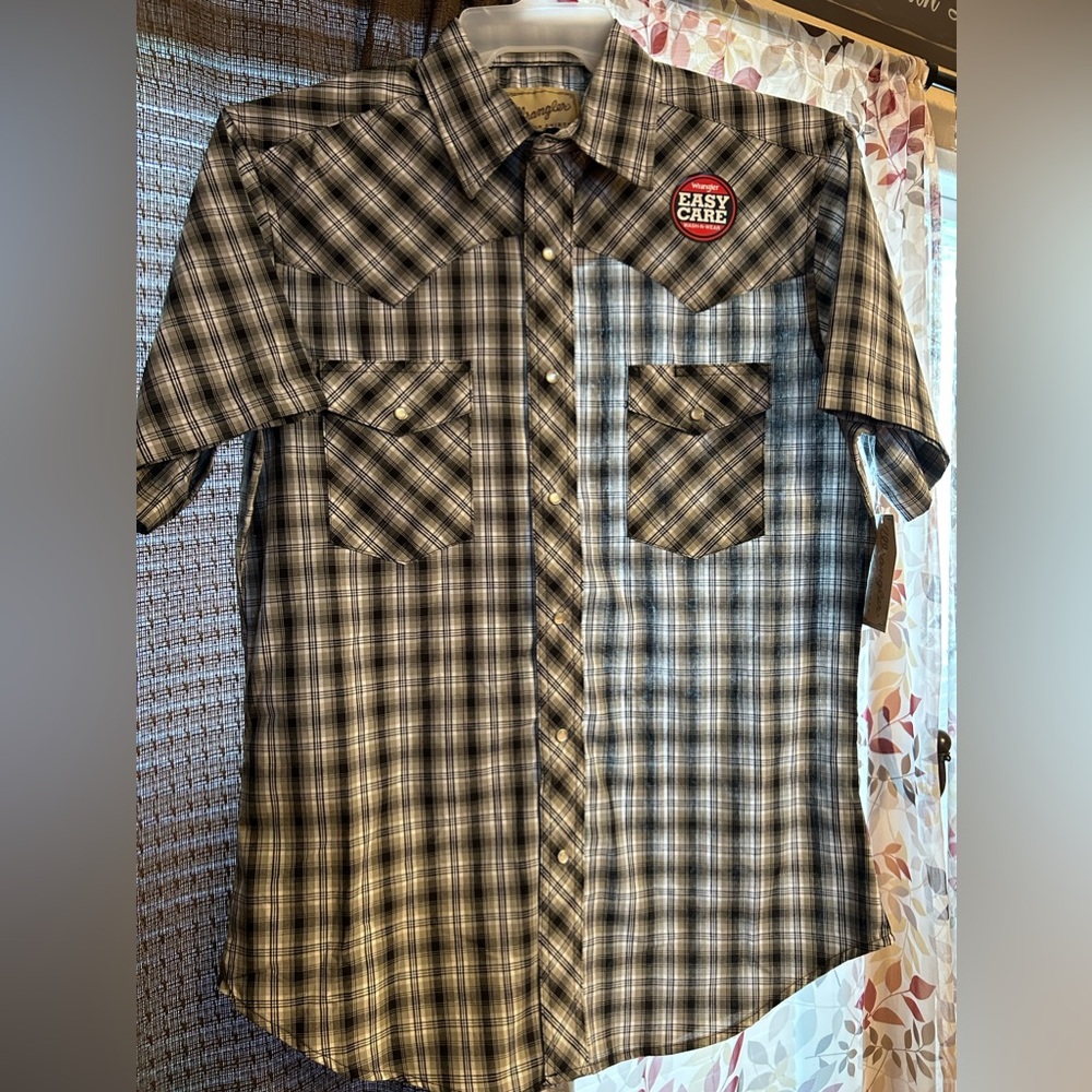 Wrangler Men’s Pearl Snap Size Medium